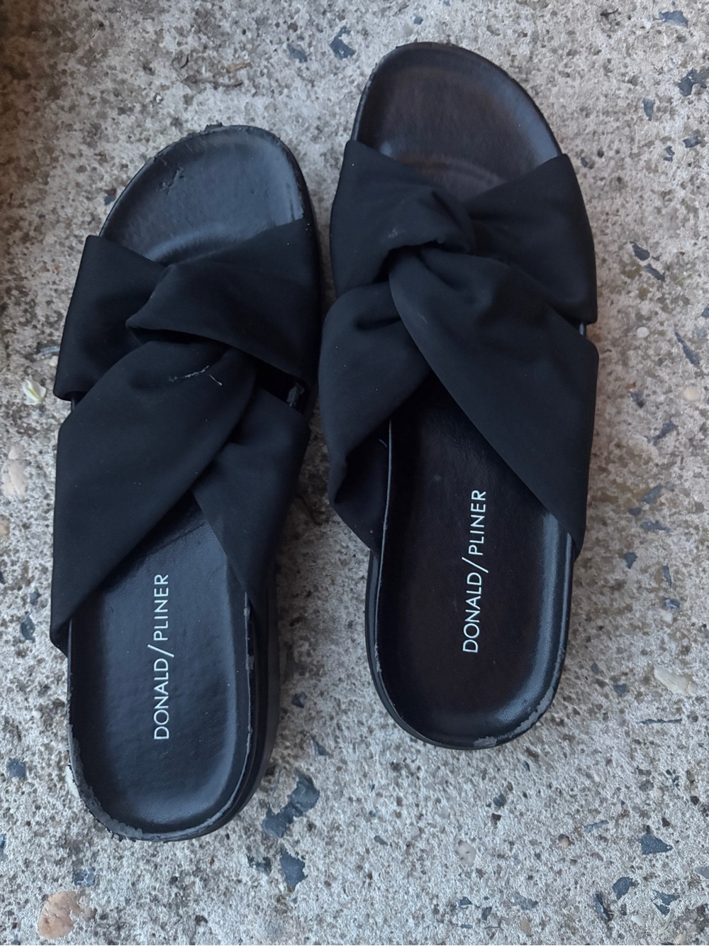 Donald J. Pliner Black Knot-Top Slide Sandals